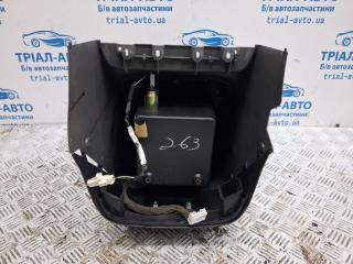 Подлокотник Pajero Wagon 1999-2006 3 3.2 Дизель 4M41