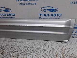 Накладка двери передняя правая Mitsubishi Pajero Wagon 3 3.2 Дизель 4M41