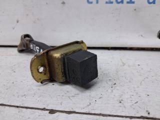 Ограничитель двери передний правый Pajero Wagon 1999-2006 3 3.2 Дизель 4M41