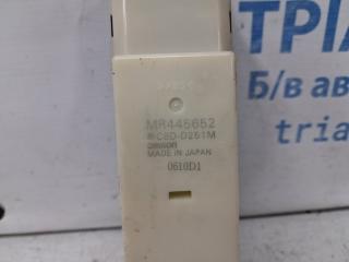 Блок управления стеклоподъемниками Pajero Wagon 1999-2006 3 3.2 Дизель 4M41