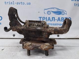 Кулак поворотный левый со ступицей Pajero Wagon 1999-2006 3 3.2 Дизель 4M41