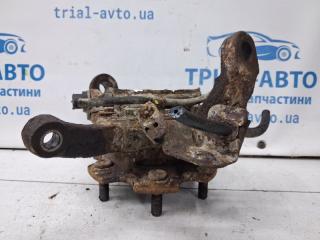 Кулак поворотный левый со ступицей Pajero Wagon 1999-2006 3 3.2 Дизель 4M41