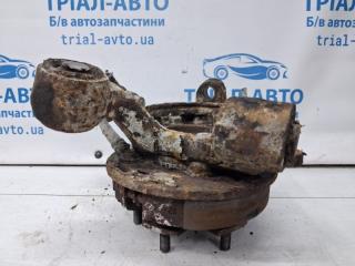 Цапфа задняя правая со ступицей Mitsubishi Pajero Wagon 3 3.2 Дизель 4M41