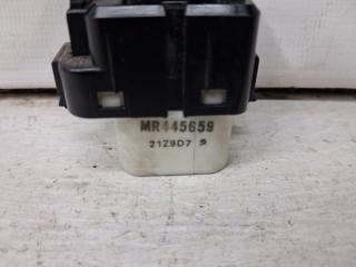 Кнопка стеклоподъемника Mitsubishi Pajero Wagon 3 3.2 Дизель 4M41