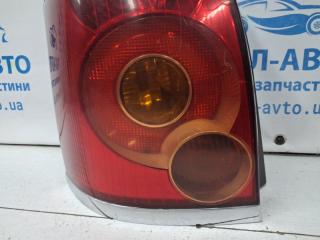 Фонарь задний внешний левый Toyota Avensis T25 2.2 diesel 2ADFTV