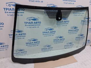 Стекло лобовое Avensis 2002-2010 T25 2.2 diesel 2ADFTV