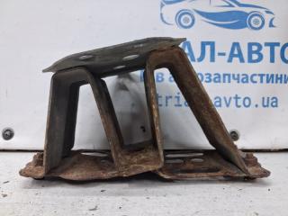 Кронштейн усилителя заднего бампера левый Avensis 2002-2010 T25 2.2 diesel 2ADFTV