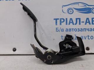 Педаль газа Toyota Avensis 2002-2010