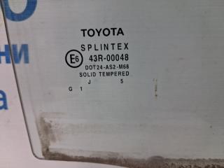 Стекло двери заднее правое Toyota Avensis T25 2.2 diesel 2ADFTV