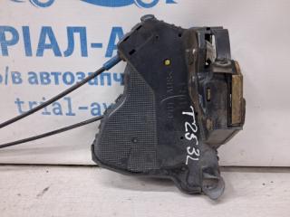 Замок двери задний левый Avensis 2002-2010 T25 2.2 diesel 2ADFTV