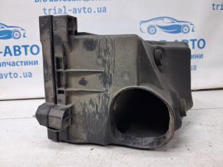 Корпус воздушного фильтра Avensis 2002-2010 T25 2.2 diesel 2ADFTV