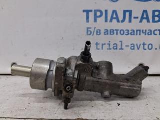 Тормозной цилиндр главный Toyota Avensis T25 2.2 diesel 2ADFTV