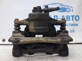 Суппорт передний правый Avensis 2002-2010 T25 2.2 diesel 2ADFTV