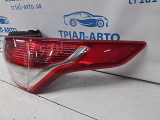 Фонарь задний внешний правый Ford Escape 3 2.0 бензин ENR90
