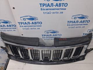 Решетка радиатора Grand Cherokee 2010-2022 WK2 3.6 бензин ERB