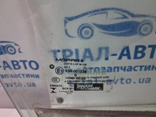 Стекло двери переднее правое Cherokee 2013-2019 KL 2.4 бензин ED6