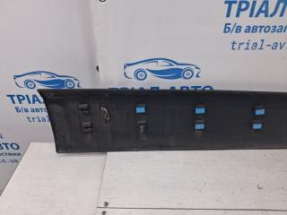 Накладка двери передняя левая Cherokee 2013-2019 KL 2.4 бензин ED6