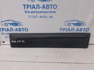 Накладка двери задняя левая Kia Sorento 2009-2021 Б/У Накладка двери задняя левая Kia Sorento 2009-2021