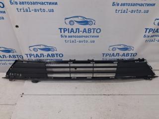 Запчасть решетка бампера центральная Ford Fusion USA 2013-2020