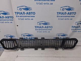 Решетка бампера центральная Cherokee 2013-2019 KL 2.4 бензин ED6