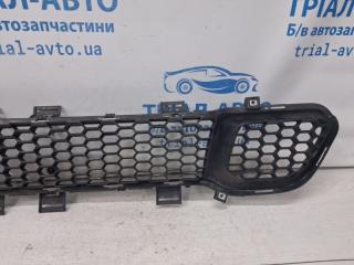 Решетка бампера центральная Cherokee 2013-2019 KL 2.4 бензин ED6