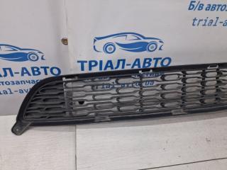 Решетка бампера центральная Sorento 2009-2021 XM 2.4 бензин G4KJ