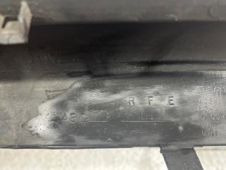 Накладка порога внешняя правая Journey 2007-2020 1 2.4 бензин ED3