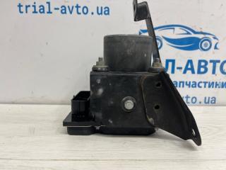 Блок abs Hyundai Sonata YF 2.4 бензин G4KJ