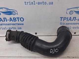 Патрубок воздушного фильтра Dodge Journey 2007-2020