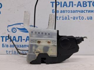 Замок двери передний левый Hyundai Tucson JM 2.0 бензин G4GC