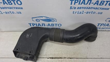 Воздухозаборник Tucson 2004-2009 JM 2.0 бензин G4GC