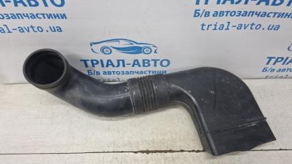 Воздухозаборник Hyundai Tucson JM 2.0 бензин G4GC