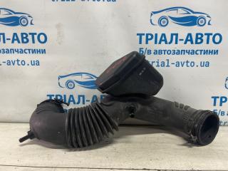 Патрубок воздушного фильтра Hyundai Santa fe 2012-2019 Б/У Патрубок воздушного фильтра Hyundai Santa fe 2012-2019