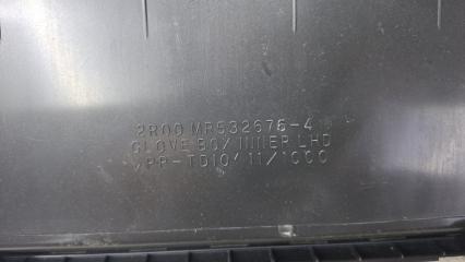 Бардачок Lancer 2003-2009 9 1.6 Бензин 4G18