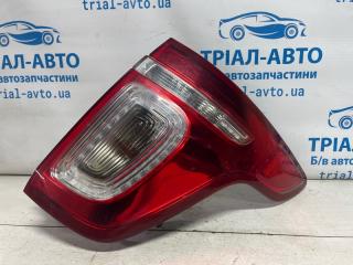 Фонарь задний внешний правый Ford Explorer 2011-2019