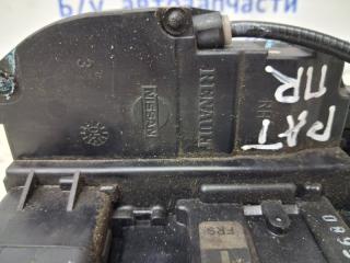 Замок двери передний правый Pathfinder 2004-2014 R51 2.5 Diesel YD25DDTI