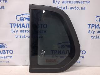 Стекло в кузов заднее правое Mitsubishi L200 2006-2015