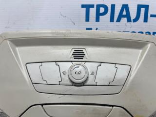 Плафон передний Ford Escape 3 2.0 бензин ENR90