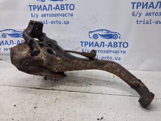 Кулак поворотный левый со ступицей Pathfinder 2004-2014 R51 2.5 Diesel YD25DDTI