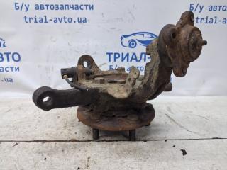 Кулак поворотный левый со ступицей L200 2006-2015 KB 2.5 дизель 4D56U