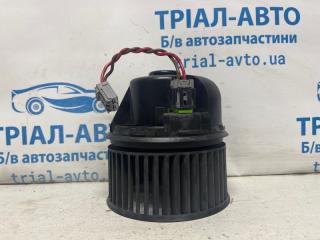 Вентилятор печки Ford Escape 2012-2019 Б/У Вентилятор печки Ford Escape 2012-2019