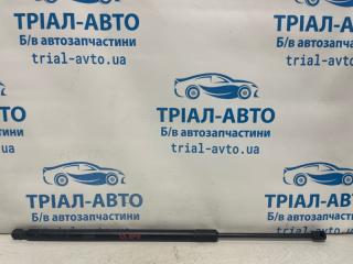 Амортизатор крышки багажника Jeep Cherokee 2013-2019 Б/У Амортизатор крышки багажника Jeep Cherokee 2013-2019