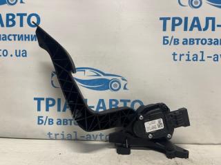 Педаль газа Jeep Compass 2016-2020 Б/У Педаль газа Jeep Compass 2016-2020