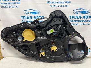 Стеклоподъемник задний левый Jeep Cherokee 2013-2019 Б/У Стеклоподъемник задний левый Jeep Cherokee 2013-2019