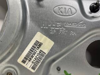 Стеклоподъемник передний правый Kia Sorento XM 2.4 бензин G4KJ