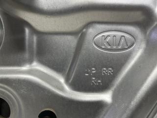 Стеклоподъемник задний правый Sorento 2009-2021 XM 2.4 бензин G4KJ