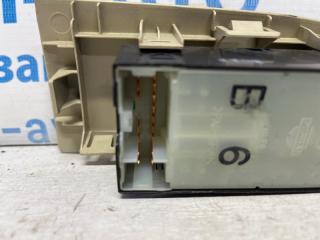 Кнопка стеклоподъемника FX 2002-2008 S50 3.5 бензин VQ35DE