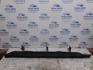 Подножка правая Mitsubishi Pajero Wagon 1999-2006 Б/У Подножка правая Mitsubishi Pajero Wagon 1999-2006