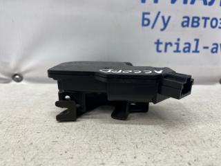 Замок крышки багажника Honda Accord CL K24A3 2.4