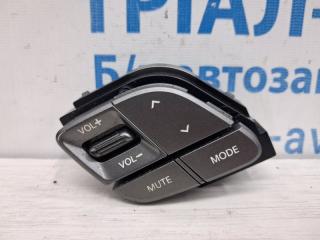 Кнопки руля Hyundai Santa fe 2012-2019 Б/У Кнопки руля Hyundai Santa fe 2012-2019